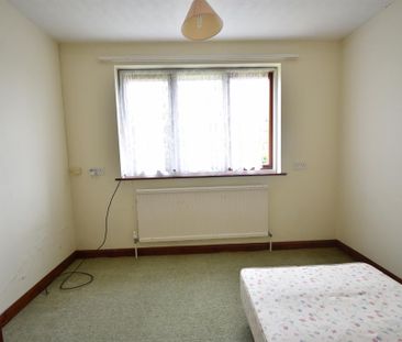 2 bedroom detached bungalow to rent - Photo 4