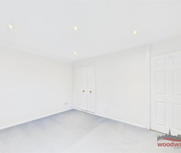 2 bedroom penthouse to rent - Photo 5