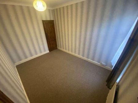 Clarence Road, Wisbech, PE13 - Photo 3