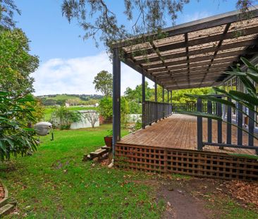 This charming country cottage awaits you! - Photo 2