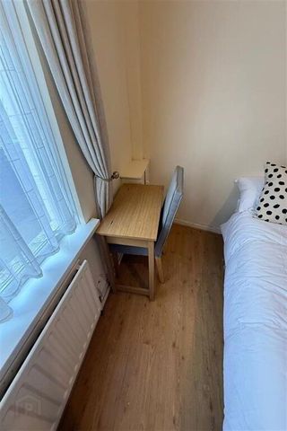 Room 1, 2 Belgravia Avenue, Belfast, BT9 7BJ - Photo 4