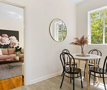 Timeless Grace in Botanic Gardens Precinct! - Photo 3