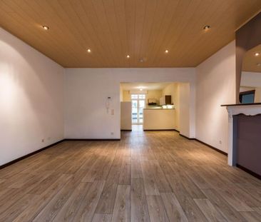 Karaktervol, centraal gelegen duplexappartement te huur in Diksmuide - Photo 6