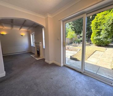 3 Bedroom Terraced To Let - Photo 4