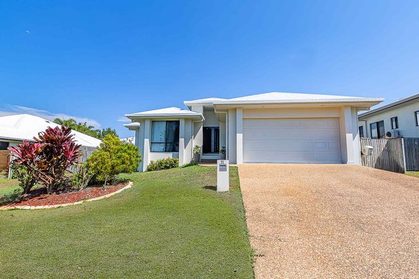 11 Helvellyn Street, Bushland Beach QLD 4818 - House For Rent | Domain - Photo 1