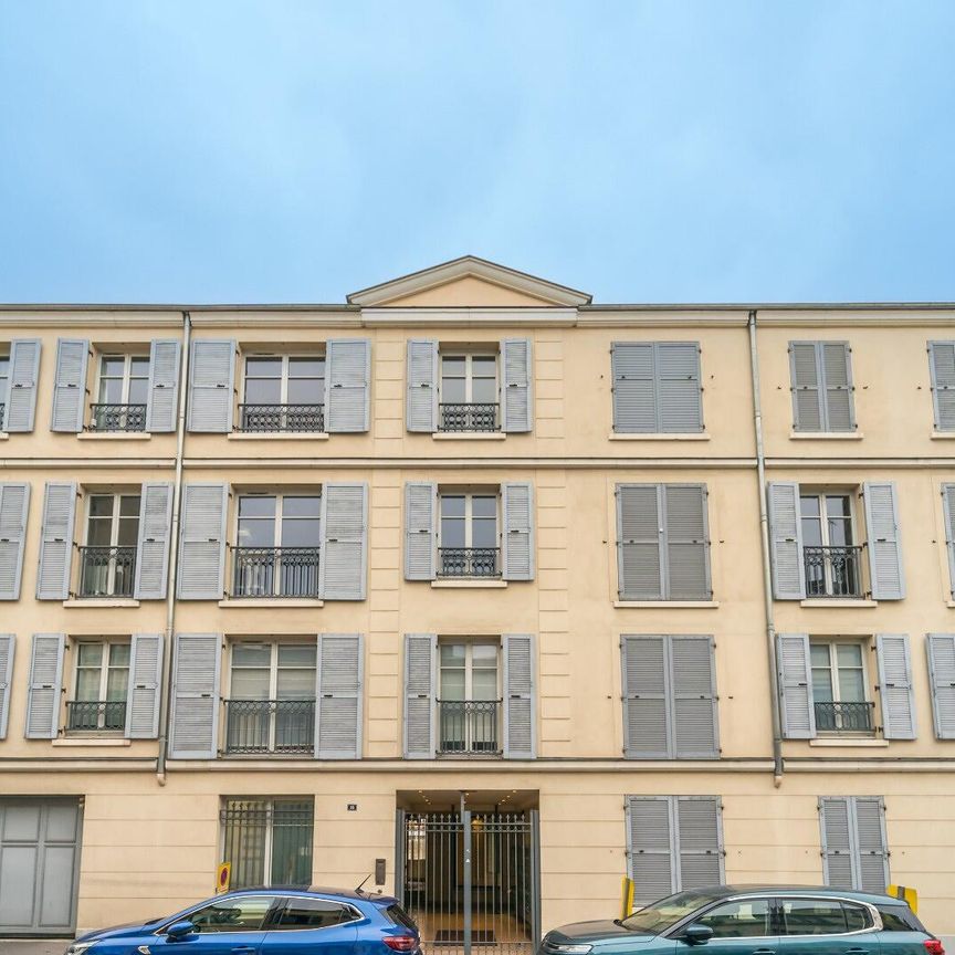 location Appartement T4 DE 88.89m² À VERSAILLES - Photo 1
