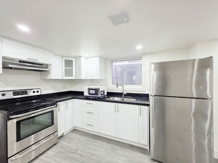 For Lease - 948 Broadway Boulevard Unit# Lower, Peterborough, Ontario - Photo 4