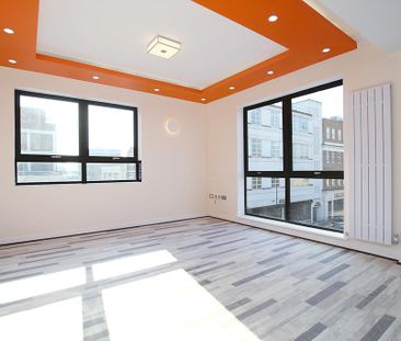 3 bedroom apartment to rent - Photo 2