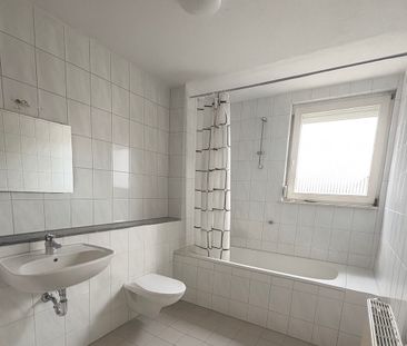 Familienglück auf zwei Etagen: 3-Zimmer-Maisonettewohnung - Photo 2