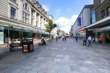 City Apartments, Northumberland Street, Newcastle Upon Tyne, NE1 - Photo 3