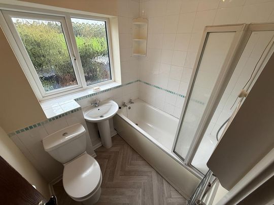 3 bedroom terraced house to rent - Photo 1