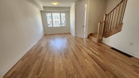 For Lease - 3 Hine Road, Brantford, Ontario - Photo 5