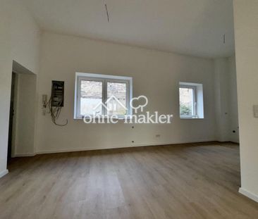 Helle 3 ZKB mit EBK / EG / Erstbezug nach Kernsanierung / hohe Decken - Photo 4