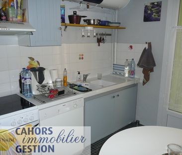 Location Appartement 2 pièces 70m² CAHORS 46000 - Photo 3