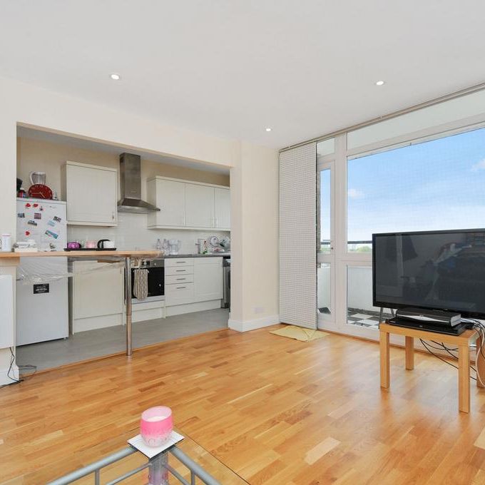 1 bedroom flat to rent - Photo 1