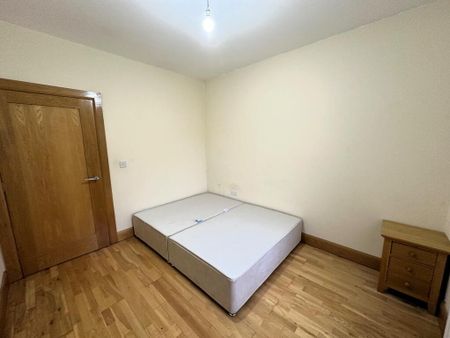 8 Dromore Court, Upper Dromore Road, Warrenpoint, Newry, BT34 3UU - Photo 3