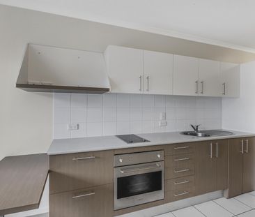 Stunning Studio Apartment in New Farm! - Photo 6