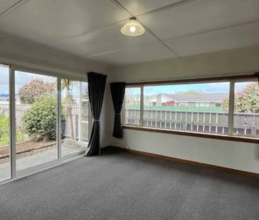 Don't Miss out........ Merrilands three bedroom - Photo 3