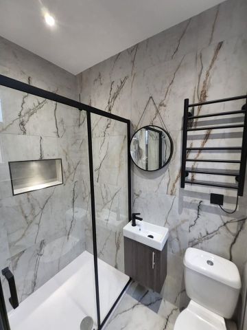 Studio Flat, High Street, W3 - Photo 2