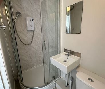 Room in a Shared House, Lockesfield Place, E14 - Photo 6