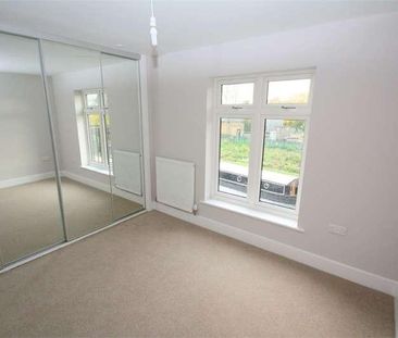 Island Apartments, Royal Quay, Harefield, UB9 - Photo 1