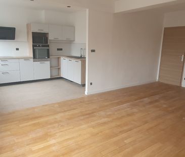 Location Appartement 3 pièces 67m² MAUBEUGE 59600 - Photo 2