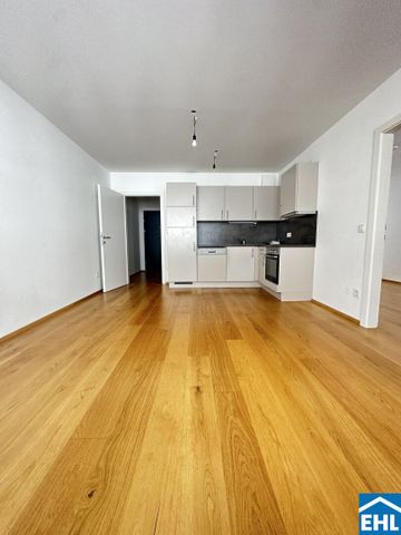 Top Wohnung mit Balkon in direkter Stadtnähe bei der U6! - Foto 3