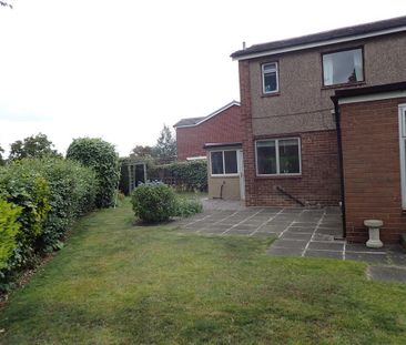 2 bedroom semi-detached house to rent - Photo 6