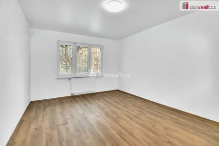Pronájem bytu 2+1 v Ostrově po celkové rekonstrukci - Photo 5