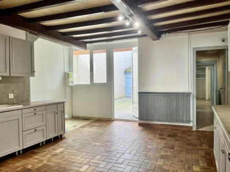 Appartement T5 à louer à Saint Symphorien de Lay - Photo 2