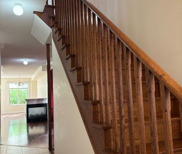 For Lease - 539 Coach Drive, Mississauga, Ontario - Photo 6