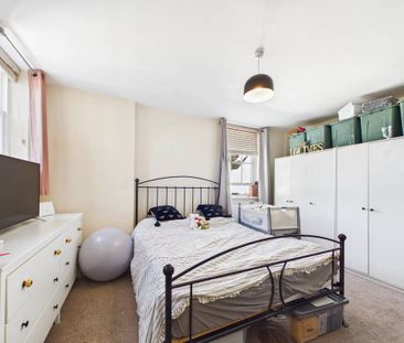 Newland Street, Witham, Essex, CM8 1AH - Photo 3
