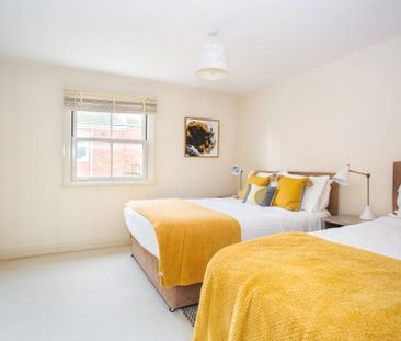 2 bedroom terraced house to rent - Photo 3