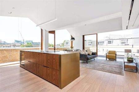 A stunning penthouse apartment in the popular Barts Square - Photo 3