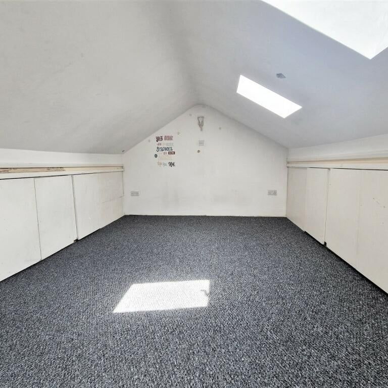 Room in a Shared House, Elmstead Road, IG3 - Photo 1