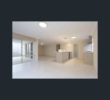 17A Norman Street, Karrinyup, WA 6018 - Photo 3