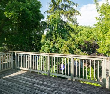 For Lease - 30 Lawlor top Floor Avenue, Toronto, Ontario - Photo 2