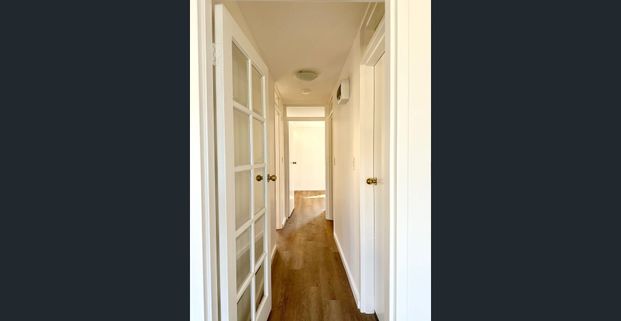 Low maintenance two-bedroom unit in convenient location - Photo 1