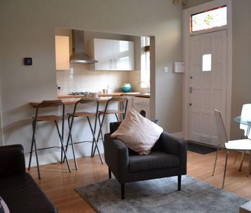 3 bedroom terraced house to rent - Photo 2