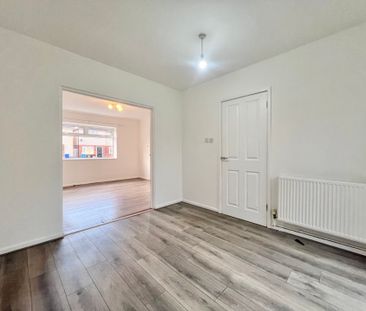 Myrtle Avenue - Photo 3