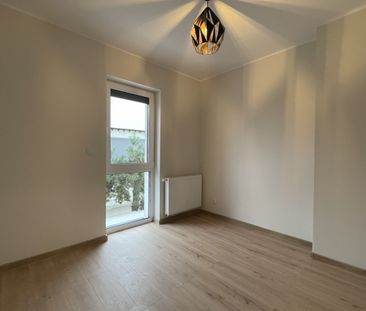 Nowiutki z pełnym wyposażeniem - Zdjęcie 6