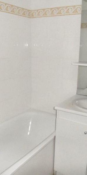 Location Appartement 2 pièces 47m² LYS LEZ LANNOY 59390 - Photo 1