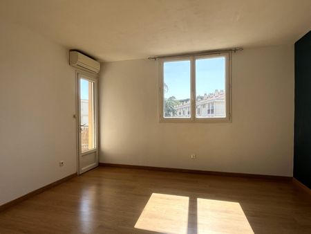 Location Appartement 3 pièces 53m² ISTRES 13800 - Photo 5