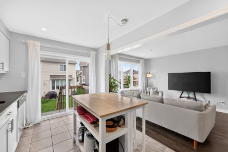 For Lease - 116 Conifer Creek Circle, Kanata, Ontario - Photo 4