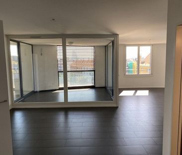 Moderne 3.5-Zimmerwohnung in der Überbauung Volta West in Basel - Photo 1