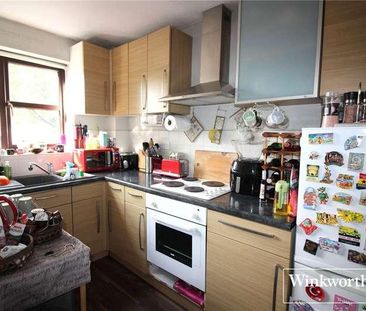 Banks Road, Borehamwood, Hertfordshire, WD6 - Photo 4