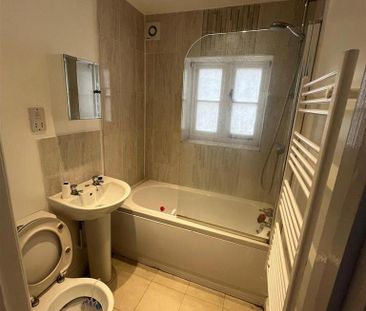 2 bedroom apartment to rent - Photo 6