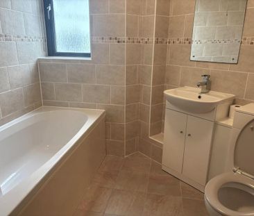 2 bedroom maisonette to rent - Photo 6