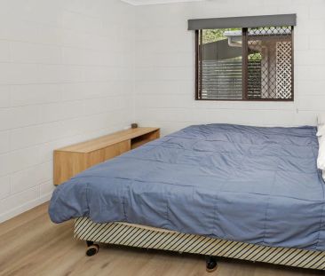 3-bedroom duplex in Trinity Beach - Photo 4