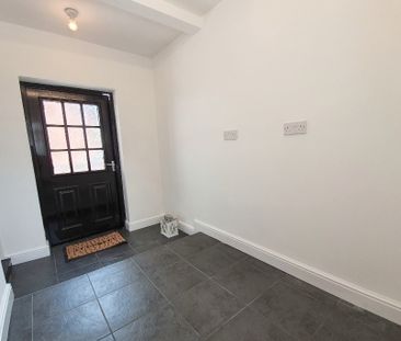 3 Bed Semi-Detached House, Southwold Drive, NG8 - Photo 3